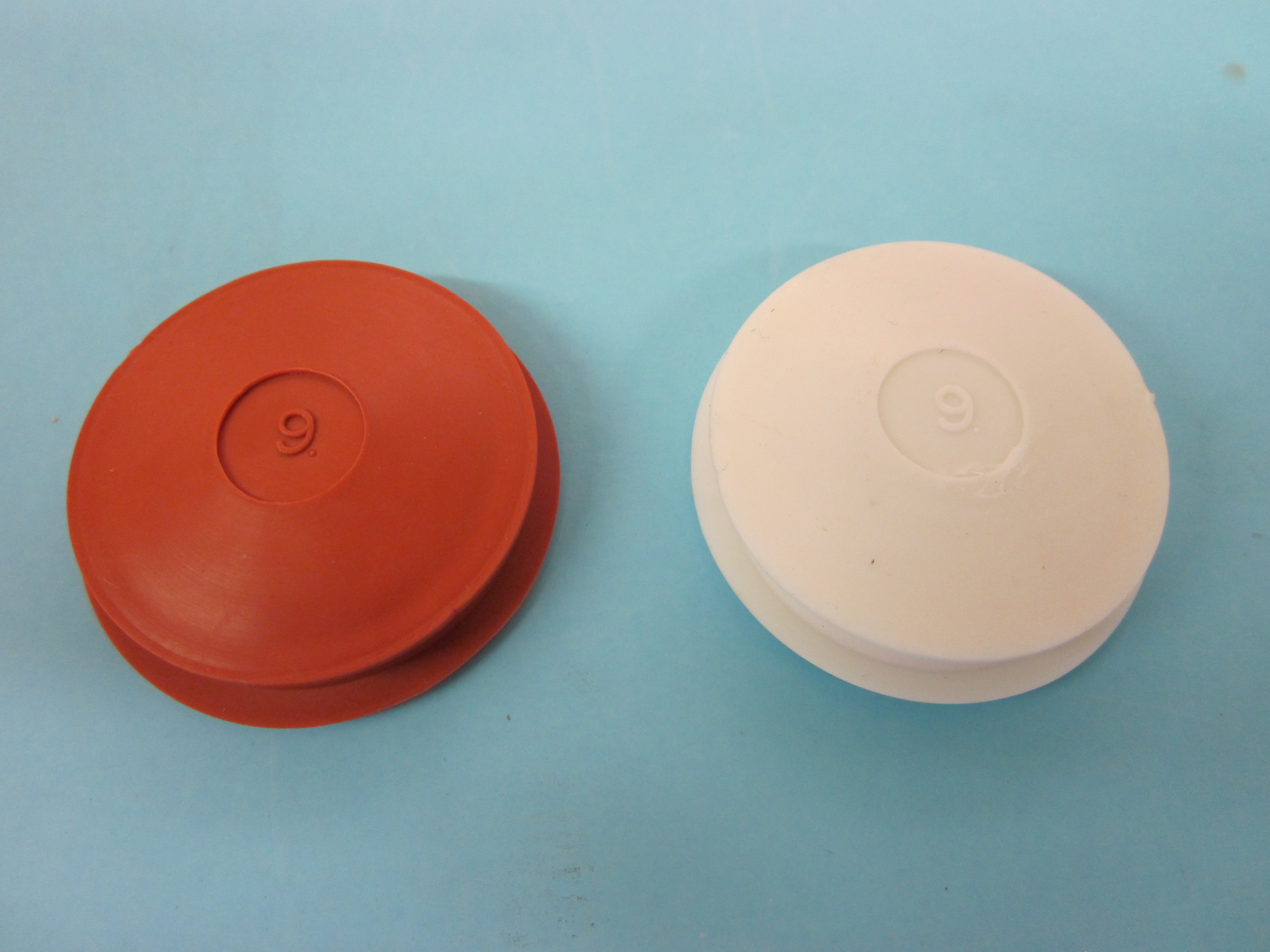 1 3/8" 9 Rubber Stoppers and Plugs for Salt and Pepper Shakers, Piggy